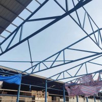 【山东淄博】出售20米跨方管焊接三角大梁，方管10×10，厚度3.5个左右，共约100架大梁，每架约550公斤