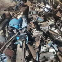 【浙江湖州】出售机床破碎生铁30吨