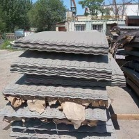 【天津】出售镀锌利用铁板，厚度3.0到4.0的，有70吨左右，长度3.32米，宽度1.235米