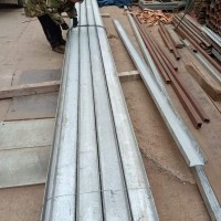 【河南】出售12镀锌槽钢国标，6米长30根1.7吨，45厚新钢板长2.52米，宽1.6米，一块1.5吨