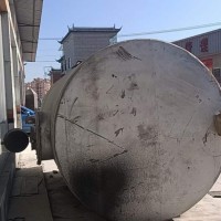 【云南】出售二手大油罐一个，油罐尺寸2m3×4m3。，油罐成色精品