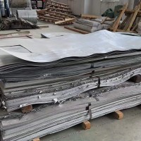 【江苏常州】出售0.3－0.5厚镀锌板，宽1.3米左右，长2米左右有10几吨