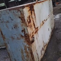 【广东】出售勾机搅拌水泥专用桶，长三米，宽一米五，高0.75米，六厘米铁板，烂铁价高点