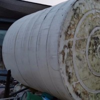【山东济南】出售高2.5米直径2.5米塑料水桶一个